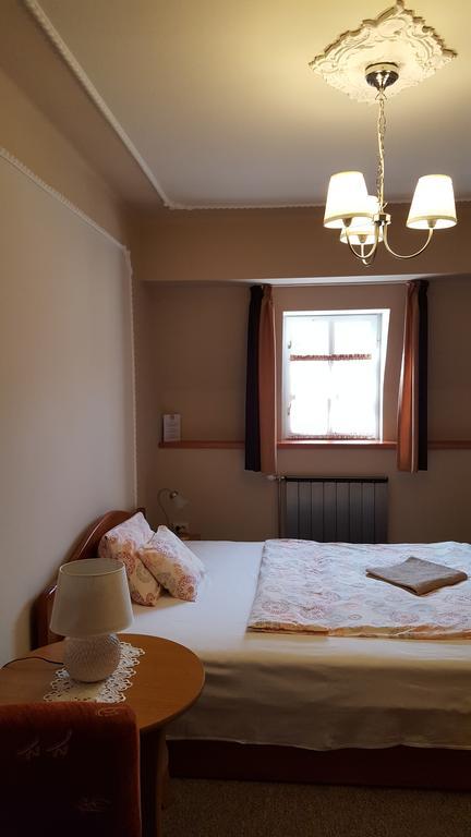 Duna Panzio Gyor Exterior photo