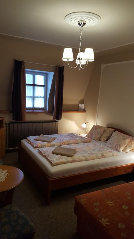 Duna Panzio Gyor Exterior photo