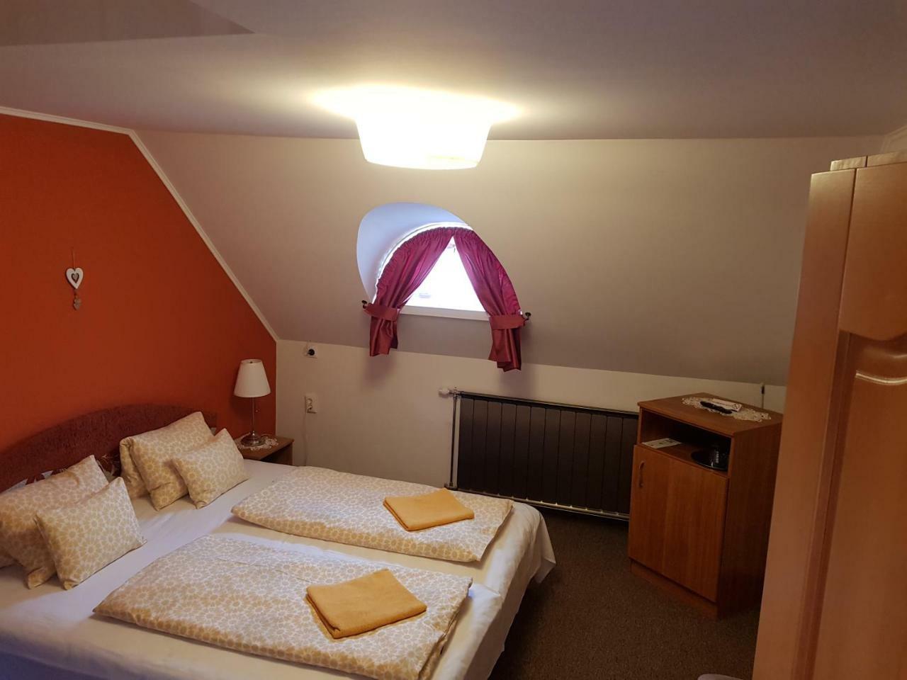 Duna Panzio Gyor Room photo